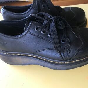 platform low top doc martens